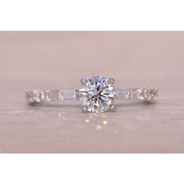 The One: Natural Diamond Engagement Ring in White Gold For Sale - Image 4 of 11