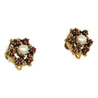 Mid 20th Century Pair of Pearls & Rubies 14k Yellow Gold Floral Screw Back Earrings For Sale