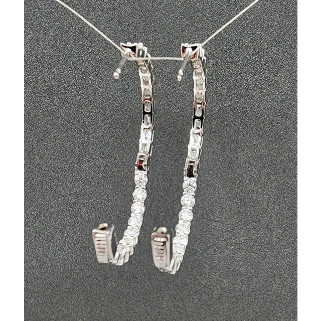 Early 21st Century 3.25 Ct Emerald & Round Diamond Hoop Earrings- Set of 2 For Sale - Image 5 of 8