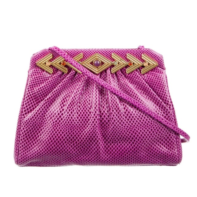 Art Deco 1990s Judith Leiber Karung SnakeSkin Pink Fuschia Day Evening Handbag Gemstones Vintage For Sale - Image 3 of 15