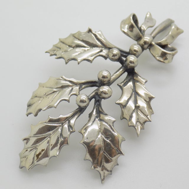 Vintage Italian Handmade Genuine Silver Real Life Size Holly Christmas Decoration Figurine Miniature, Made in Arezzo (Tuscany, Italy) For Sale - Image 4 of 8