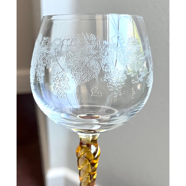 1960s 1960s Mid-Century Modern Etched Grapevine Rhine Wine Glasses - Set of 8 Harlequin For Sale - Image 5 of 17