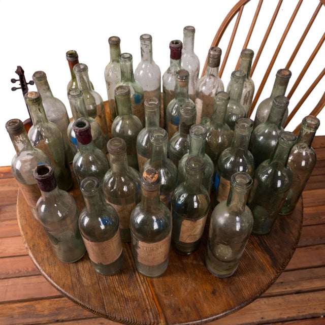 33 Sauterne Wine Bottles, Savannah, Ga History, 19th Century For Sale - Image 4 of 6