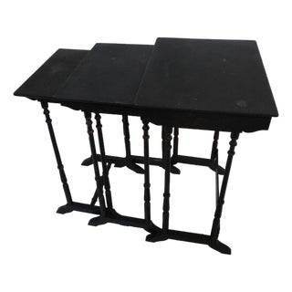 20th Century Antique Victorian Black Lacquer Nest of 3 Tables For Sale