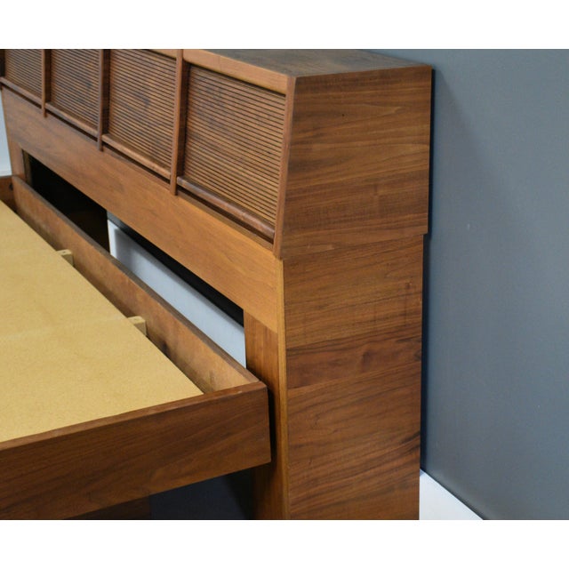 Mid-Century Modern Walnut King Platform Bed by Barzilay For Sale - Image 3 of 12