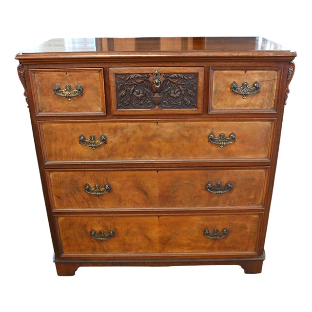 Victorian Secretary in Walnut, 1840 For Sale