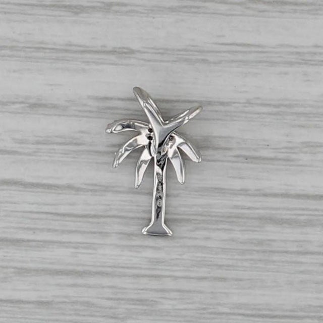 Modern 0.20ctw Diamond Palm Tree Pendant 18k White Gold Small Drop For Sale - Image 3 of 5