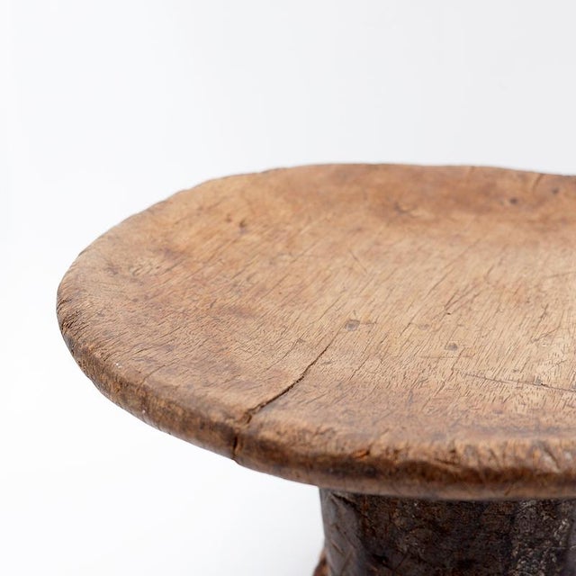 African Tonga Stool with Handle For Sale - Image 5 of 14