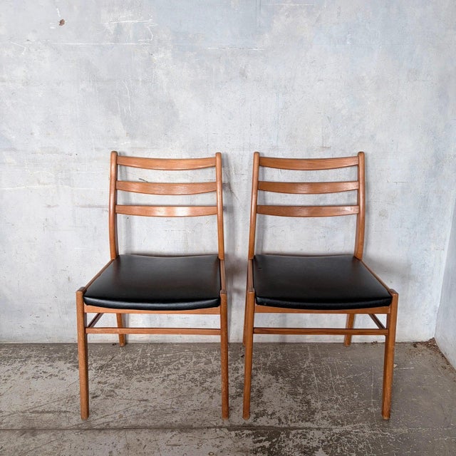 Wood Mid-Century Teak & Beech Ladder Back Dining Chairs, Set of 2 For Sale - Image 7 of 11