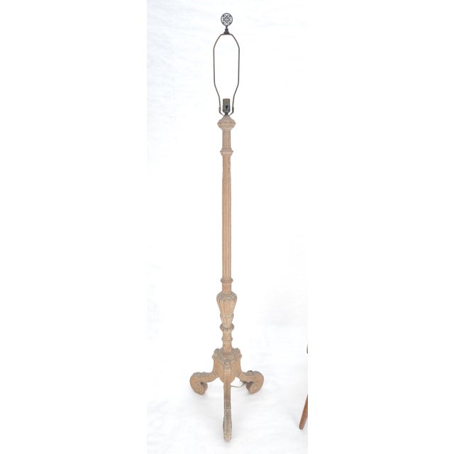 Berkey & Gay Antique c1920s Very Fine Carved Cerused Oak Tripod Base Floor Lamp MINT For Sale - Image 4 of 11
