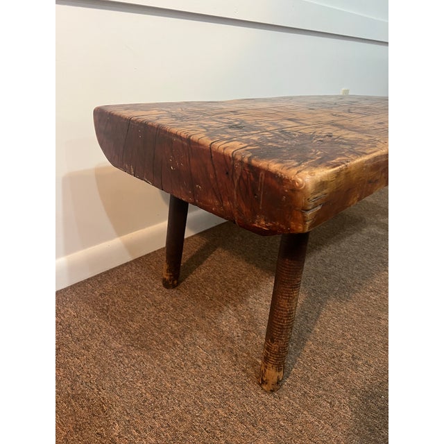 Early 20th Century Antique Early American Rustic Bench With Splayed Turned Splayed Legs and Thick Cut Seat For Sale - Image 5 of 12