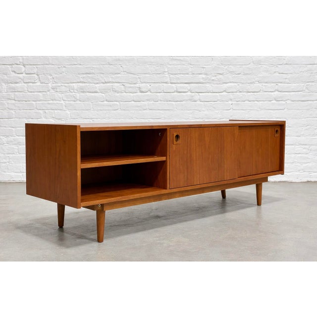 Modern Walnut Credenza / Media Console | Minimalist Sliding Door Sideboard For Sale - Image 4 of 11