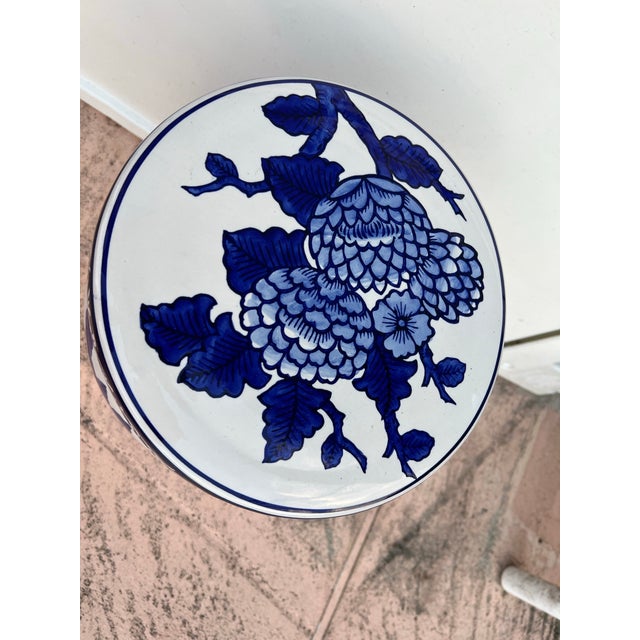 Ceramic Late 20th Century Blue & White Ceramic Asian Garden Stool or Plant Stand For Sale - Image 7 of 10