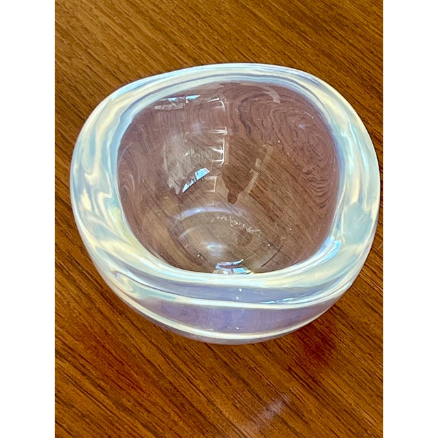 Mid-Century Modern 1950s Mid-Century Modern Swedish Opalescent Art Glass "Selena" Bowl by Sven Palmqvist for Orrefors For Sale - Image 3 of 6