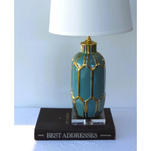 Hollywood Regency Ceramic Lamp: Gold & Blue, Lucite Base, C. Damien Fox Design For Sale - Image 4 of 8