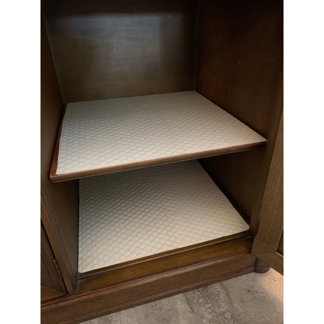 Wood 1960s Henredon French Regency Louis XVI Sideboard Credenza or Bar Cabinet For Sale - Image 7 of 11