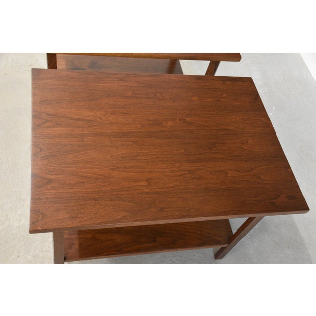 1960s 1960s Paul McCobb Walnut and Aluminum End Tables - A Pair For Sale - Image 5 of 8