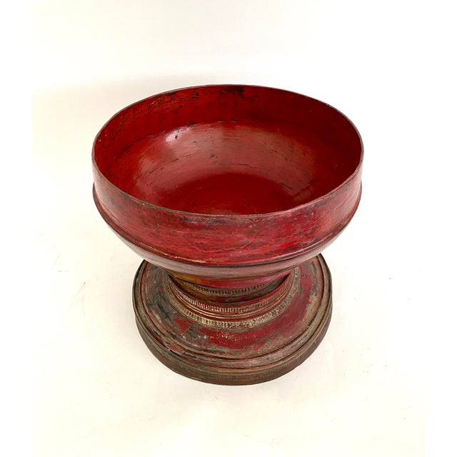 Red Antique Burmese Red Lacquered Ceremonial Temple Box For Sale - Image 8 of 10