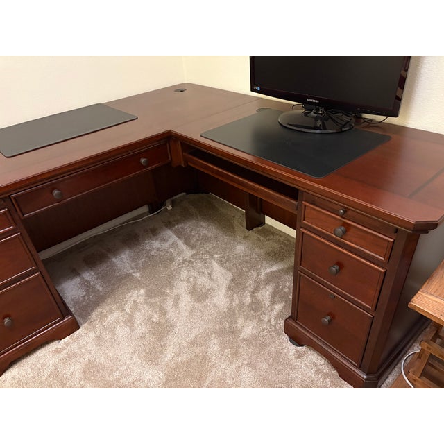 Traditional Late 20th Century Traditional Cherry Wood L-Shaped Executive Corner Desk With Integrated File Storage For Sale - Image 3 of 13