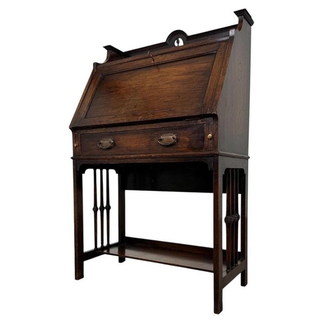 Wood 20th Century English Oak Bureau with Fitted Interior For Sale - Image 7 of 14