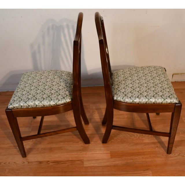 1920 Antique English Solid Walnut Shield-Back Set of Six Dining Chairs For Sale - Image 17 of 18