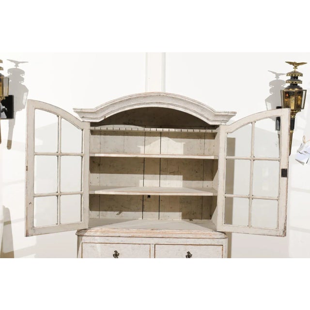 Swedish Rococo Style 19th Century Painted Vitrine with Glass Doors and Drawers For Sale - Image 9 of 12