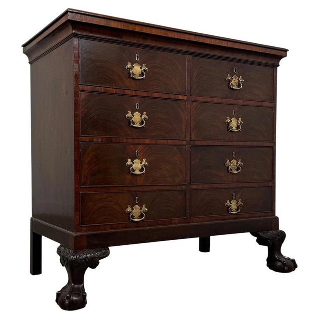 2000 - 2009 Antique 19th Century Irish Mahogany Four-Drawer Chest For Sale - Image 5 of 12