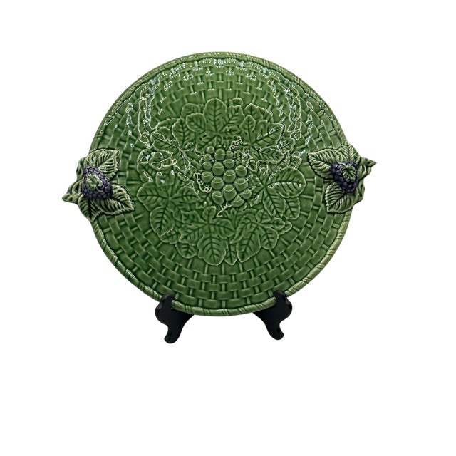 Vintage Bordallo Pinheiro Green Majolica Basketweave Cheese & Cake Platter For Sale - Image 10 of 12