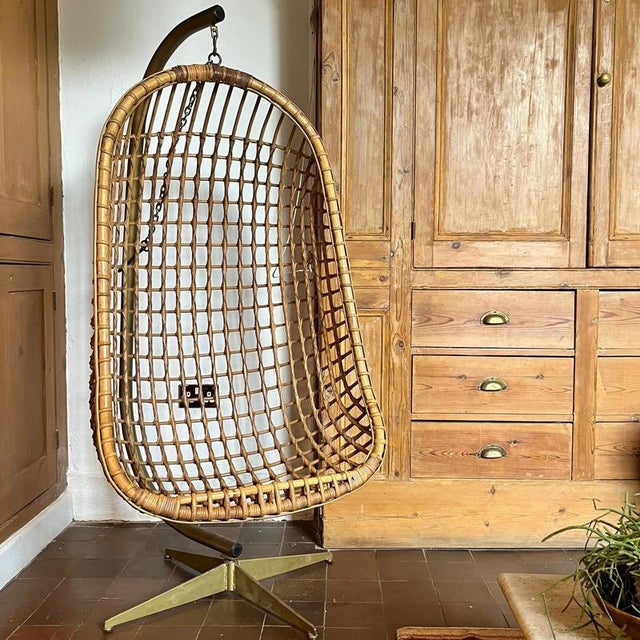 Mid-Century Modern Vintage Bamboo Suspended Chair For Sale - Image 3 of 12