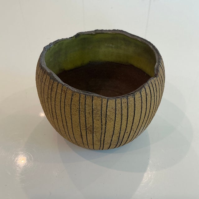 Titia Estes Titia Estes, Pot/Planter For Sale - Image 4 of 4