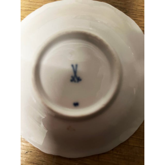 Meissen Porcelain Antique Meissen Acanthus Leaf Espresso/ Demi Tesse 2 Cups/Saucer Sets - 4pcs For Sale - Image 4 of 5