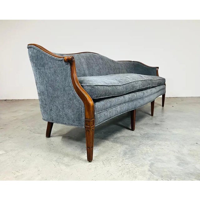 Hepplewhite Chippendale-Inspired Serpentine Camelback Sofa by Hickory Chair For Sale - Image 3 of 14