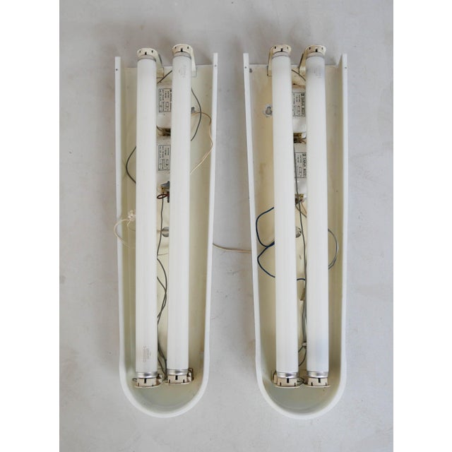 Acrylic Glass Wall Lamps, Italy, 1960s, Set of 2 For Sale - Image 6 of 10