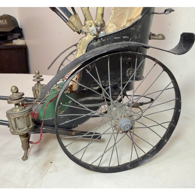 19th Century Antique 19th Century Handmade Mixed Media Tole Running Rickshaw Mini Sculpture For Sale - Image 5 of 18