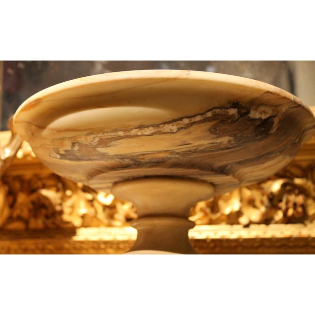 Italian 19th Century Neoclassical Marble Bowl on Pedestal or Tazza Centerpiece For Sale - Image 12 of 17