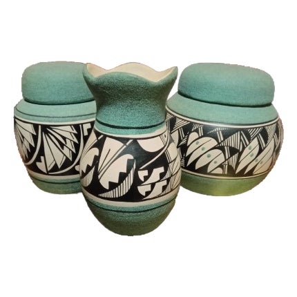 Mitzi Drake Navajo Sand Pottery 3Pc. Jar Set For Sale