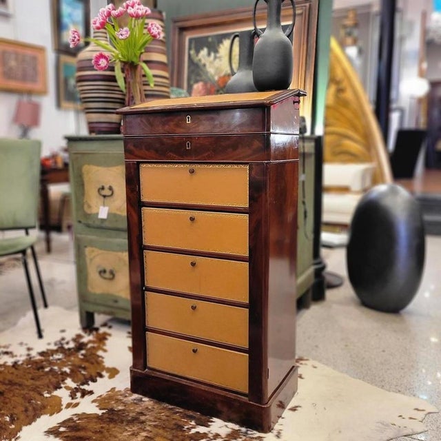 Transitional Style Secretaire, 19th Century, France For Sale - Image 4 of 18