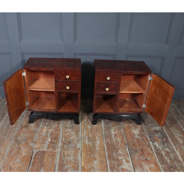 French Art Deco Bedside Cabinets in Figured Walnut, 1930s, Set of 2 For Sale - Image 13 of 16