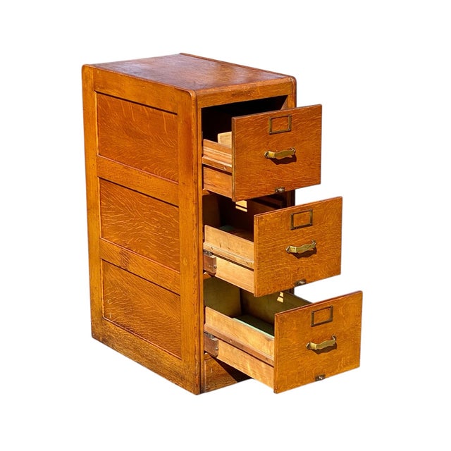 Antique Arts & Crafts Tiger Oak Three Drawer Office File Cabinet For Sale In Boston - Image 6 of 10