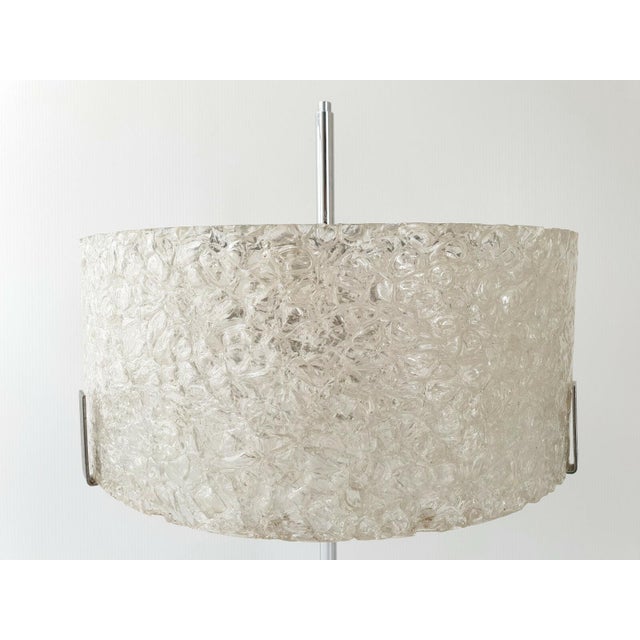 1950s Vintage Resin and Acrylic Glass Table Lamp from Maison Arlus, 1950s For Sale - Image 5 of 11