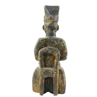 Early 20th Century Yoruba Chief Male Figure MATTER COLLECTION For Sale