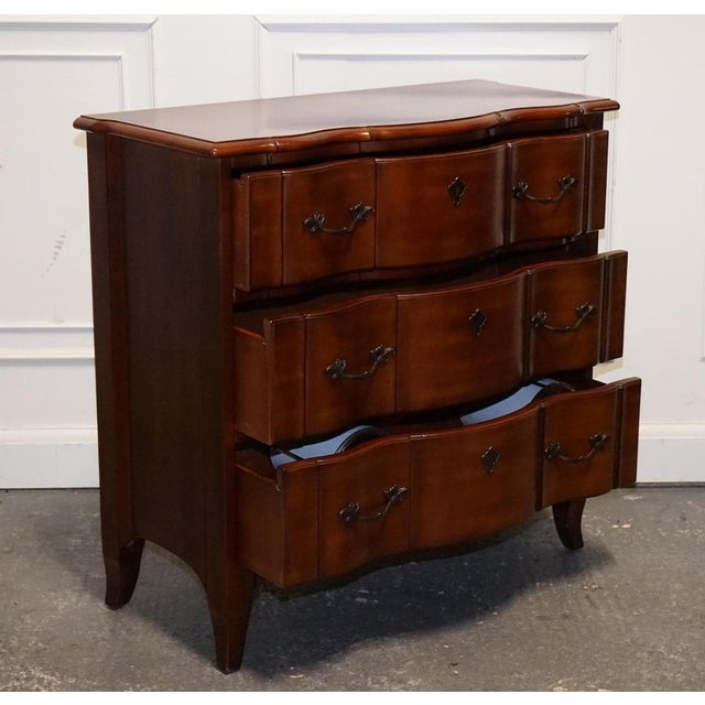 Vintage Georgian Serpentine Fronted Hardwood Chest of Drawers from Ralph Lauren For Sale - Image 3 of 16