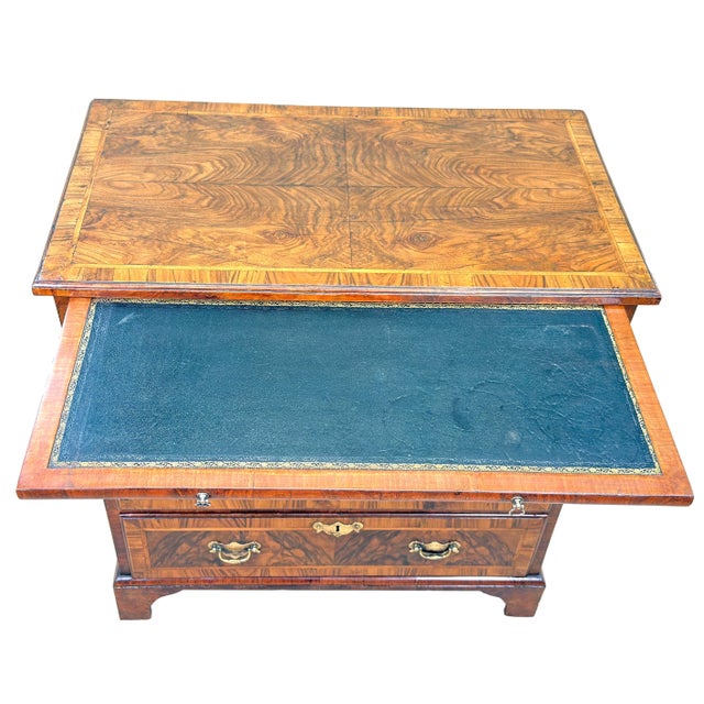 Small 18th Century Georgian Walnut Chest of Drawers, 1720 For Sale - Image 9 of 12