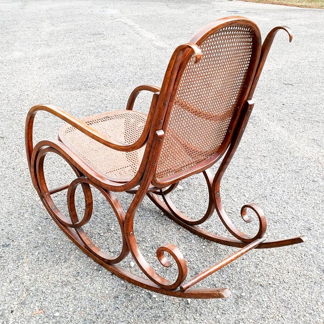 Brown Bentwood and Wicker Rocking Chair from Thonet, 1930s For Sale - Image 8 of 16