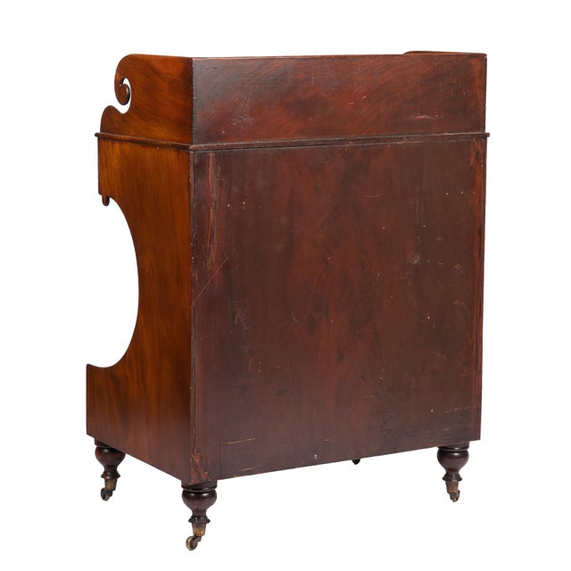 American Neoclassic Mahogany Demilune Dressing Stand on Brass Castors, 1830 For Sale - Image 4 of 15