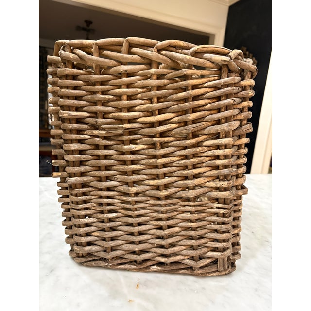 Early 20th Century Vintage Kubu Rattan, Rare One Handled, Almost Square Gathering Basket for Rustic European, Cottagecore, French Country, & Farmhouse Decor For Sale - Image 5 of 9