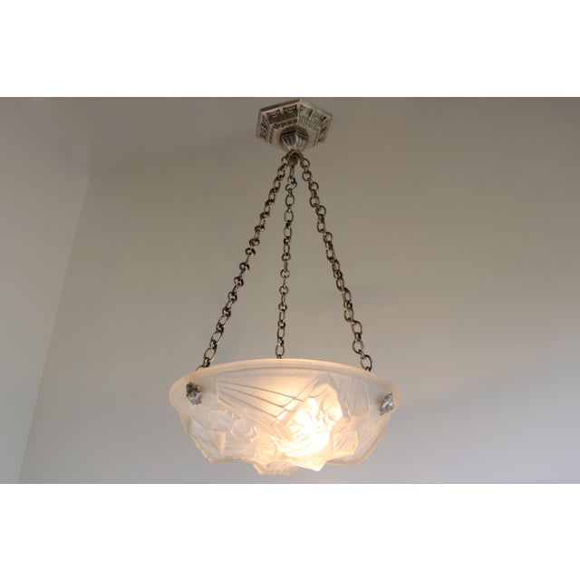 French Antique Art Deco Pendant Light by Mouynet, 1920 For Sale - Image 6 of 10