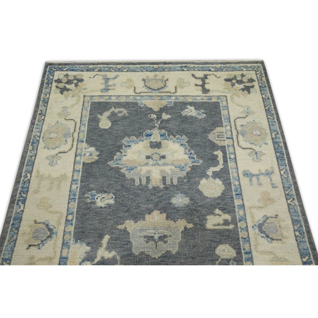 Early 21st Century Gray Floral Design Handwoven Wool Turkish Oushak Rug 3'10" X 6'2" For Sale - Image 4 of 7