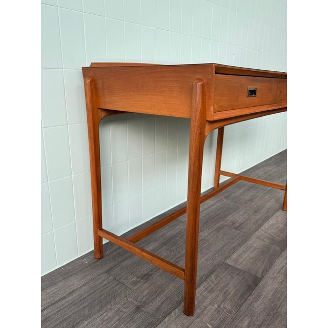 1960s Danish Style Desk, Italy, 1960s For Sale - Image 5 of 18