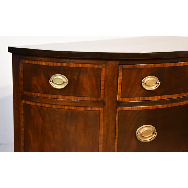 1920s Antique English Regency Flame Mahogany Banded Satinwood Half-Moon Demi-Lune For Sale - Image 13 of 16